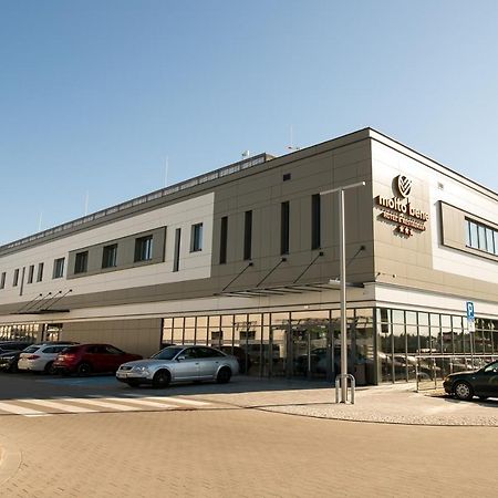 Molto Bene Hotel & Restaurant Skorcz Eksteriør billede