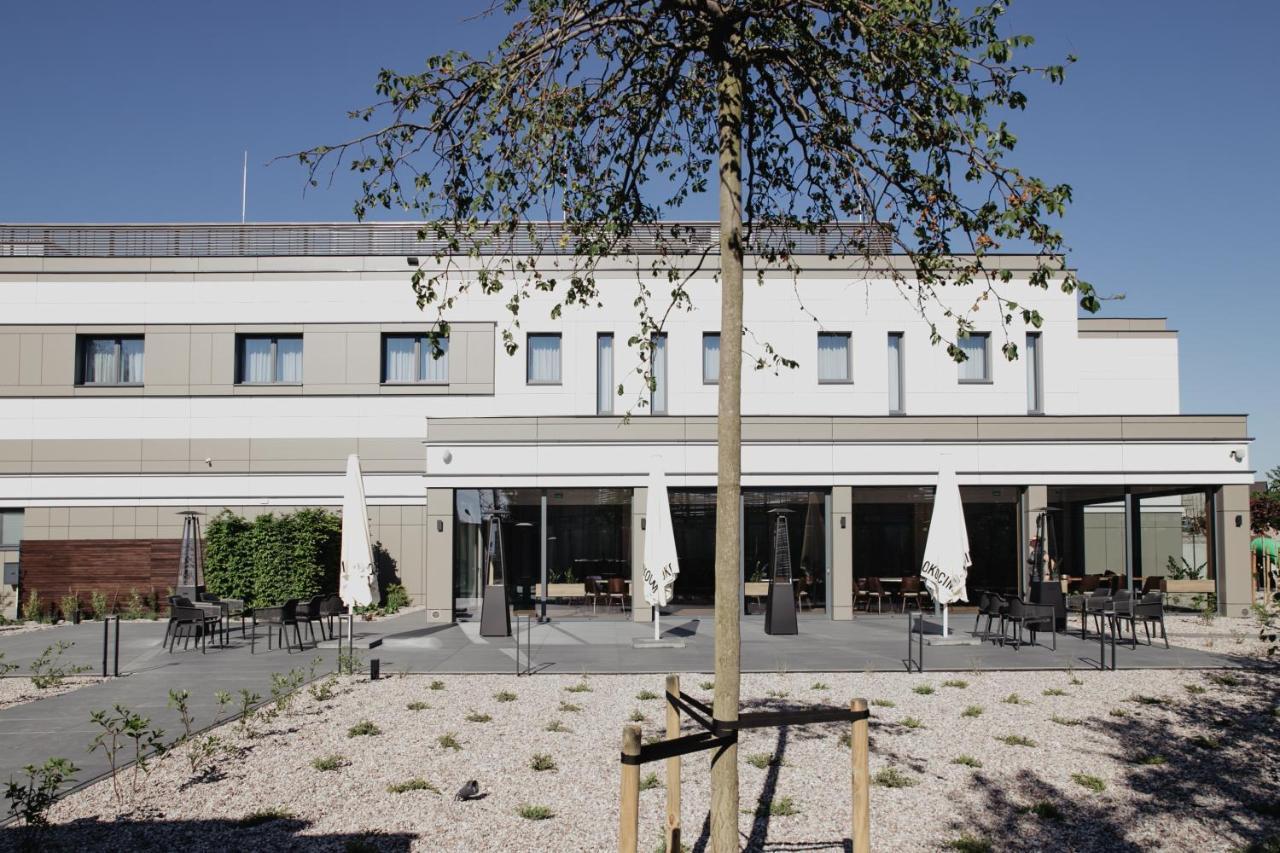 Molto Bene Hotel & Restaurant Skorcz Eksteriør billede
